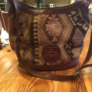 A beautiful Ercan May 100 % wool Kilimanjaro handwoven bag